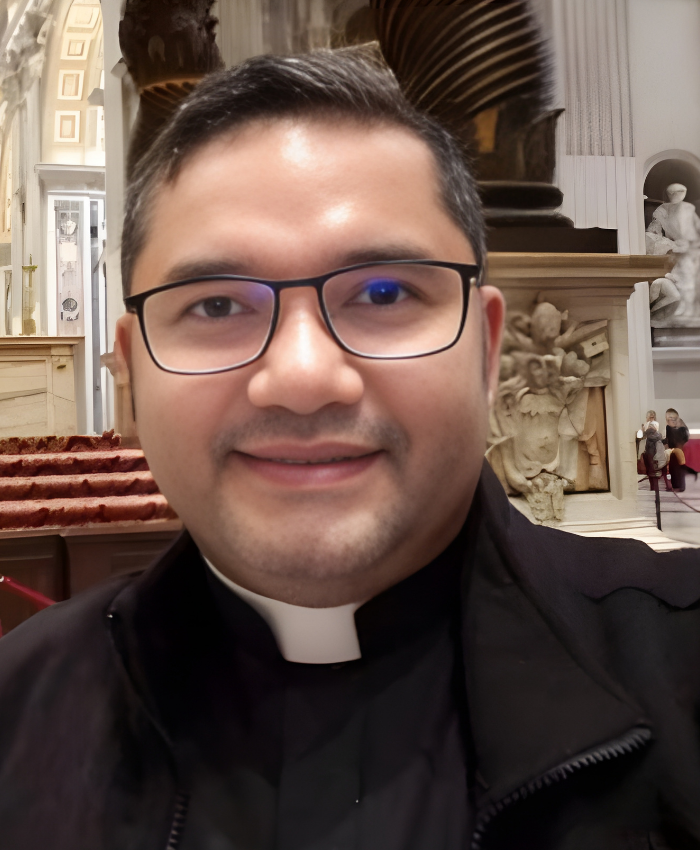 Prof. Me. Cônego Vladian Silva Alves